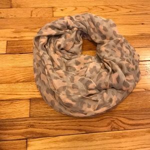 Infinity scarf